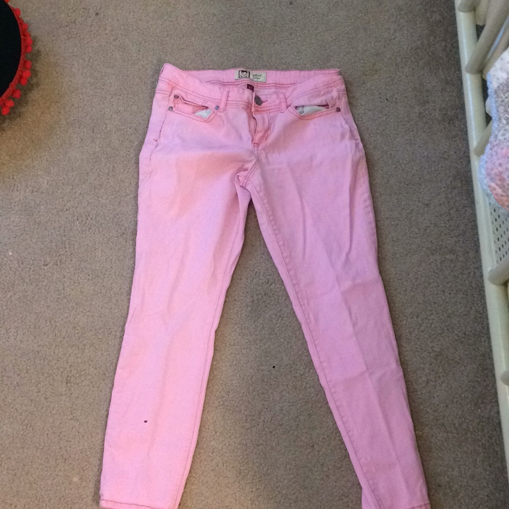 pink L.e.i jeans
